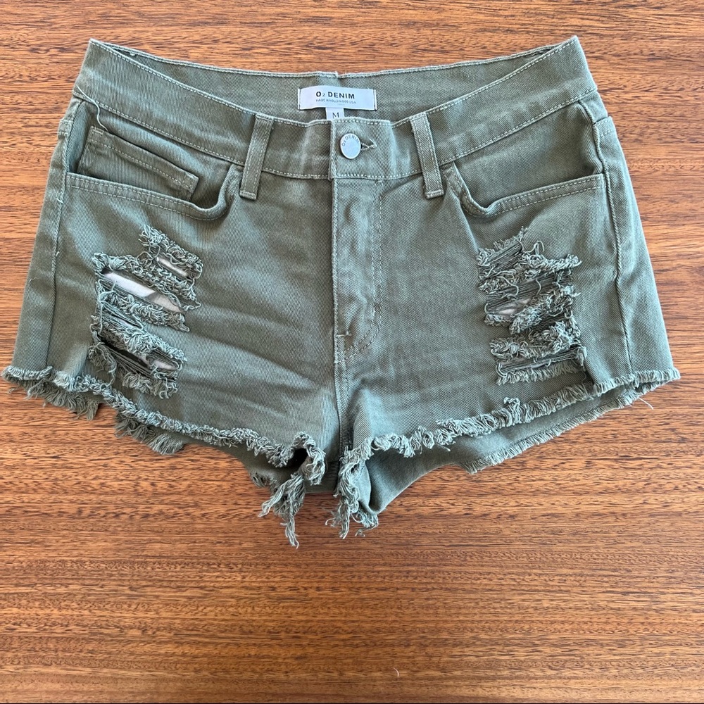 NWOT O2 Denim Army Green Jean Distressed Short Medium